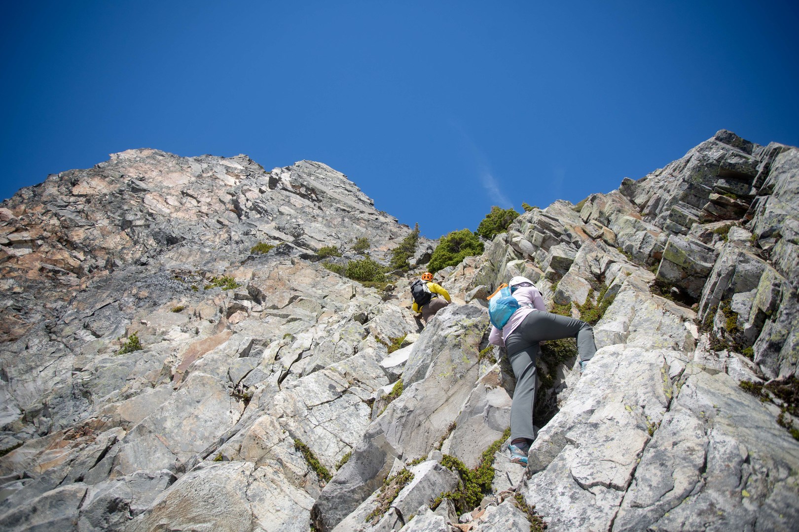 Scrambling up the Del Campo summit block.