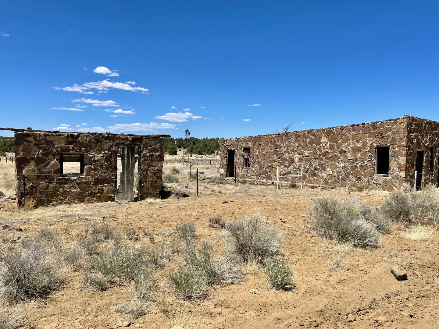 Some interesting abandoned buildings alongside the trail.