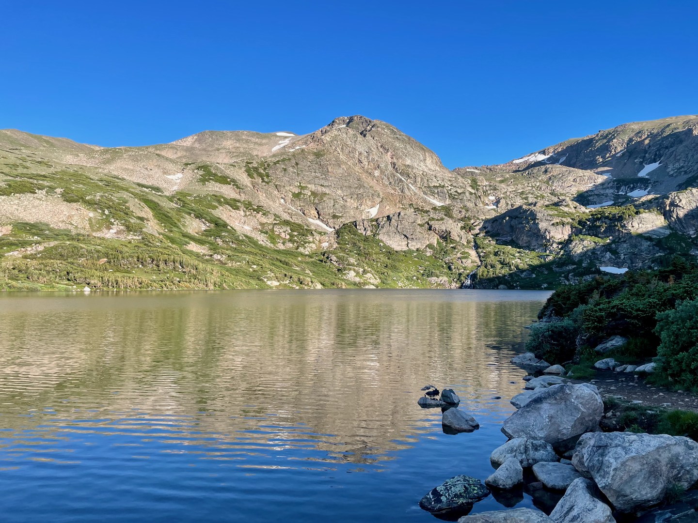 Morning light on Loch Lomond.