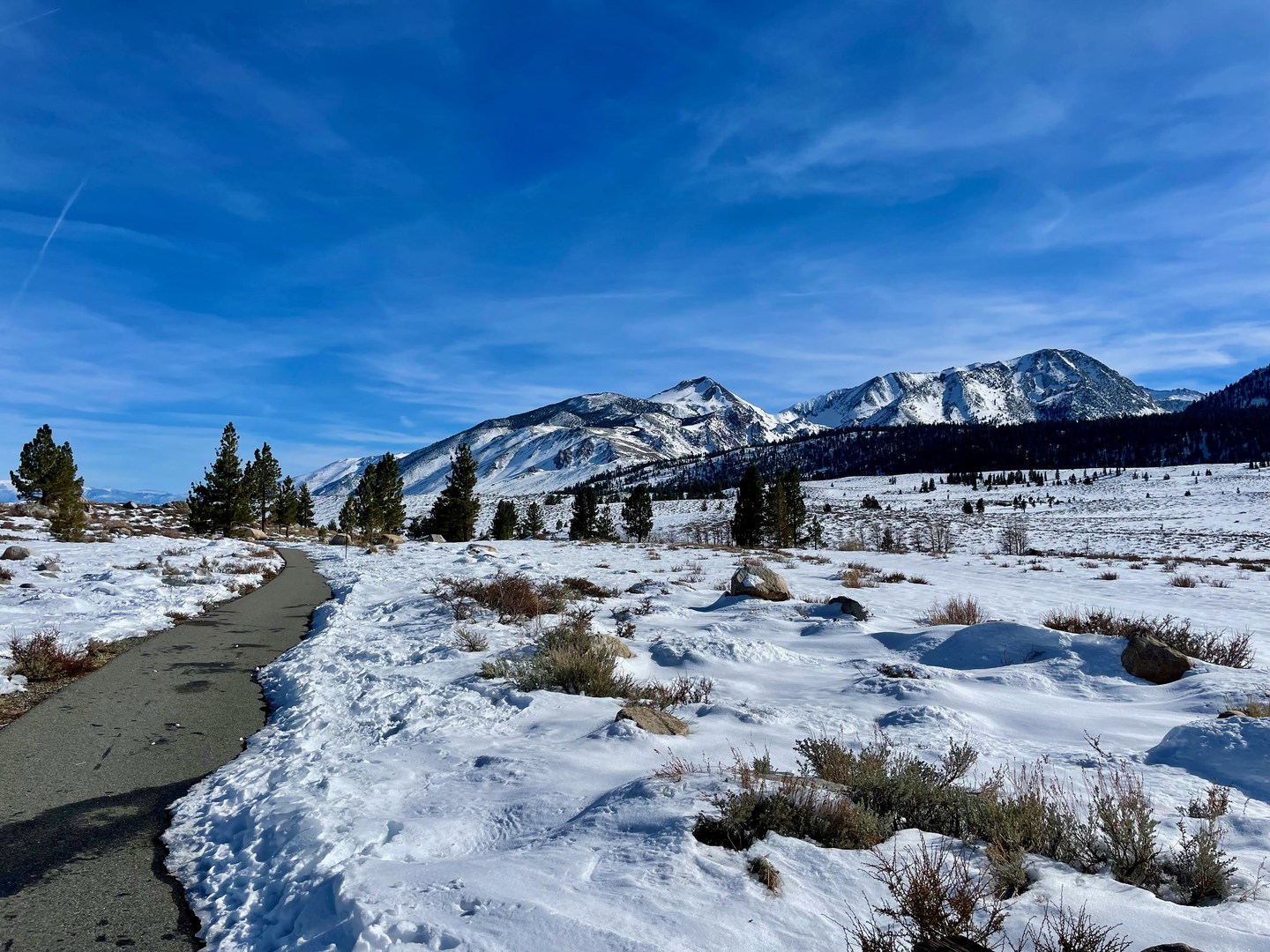 More mountain views fro the trail.