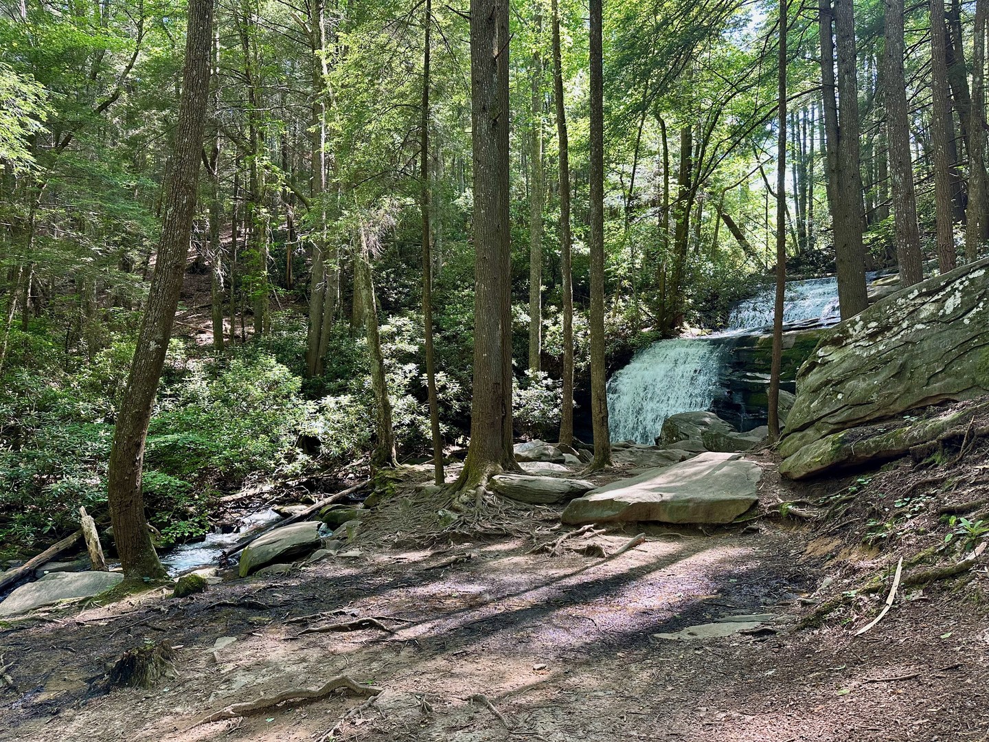 Approaching Long Creek Falls.