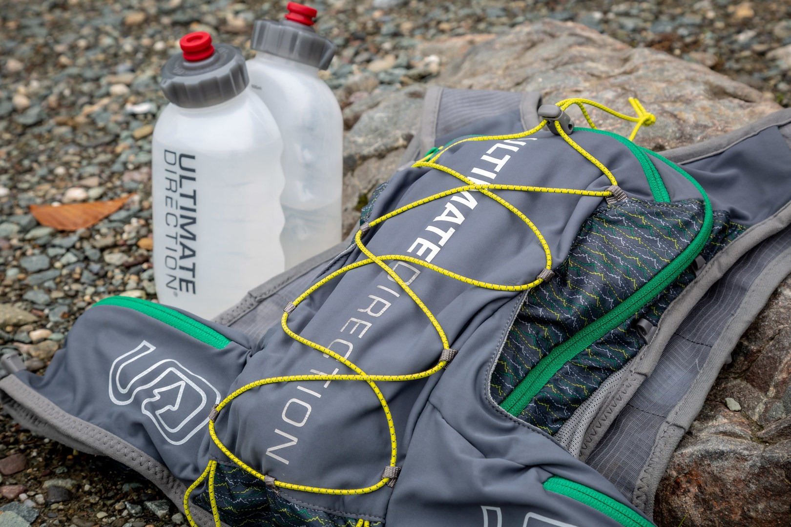 The Ultimate Direction Jurek FKT Vest is a great ultralight running vest for single-day trail or road running.