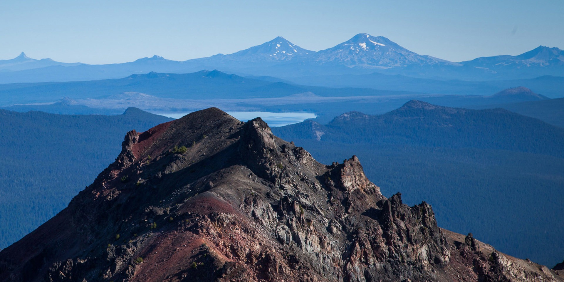 Waldo Lake + Cascade Mountains from Diamond Peak.