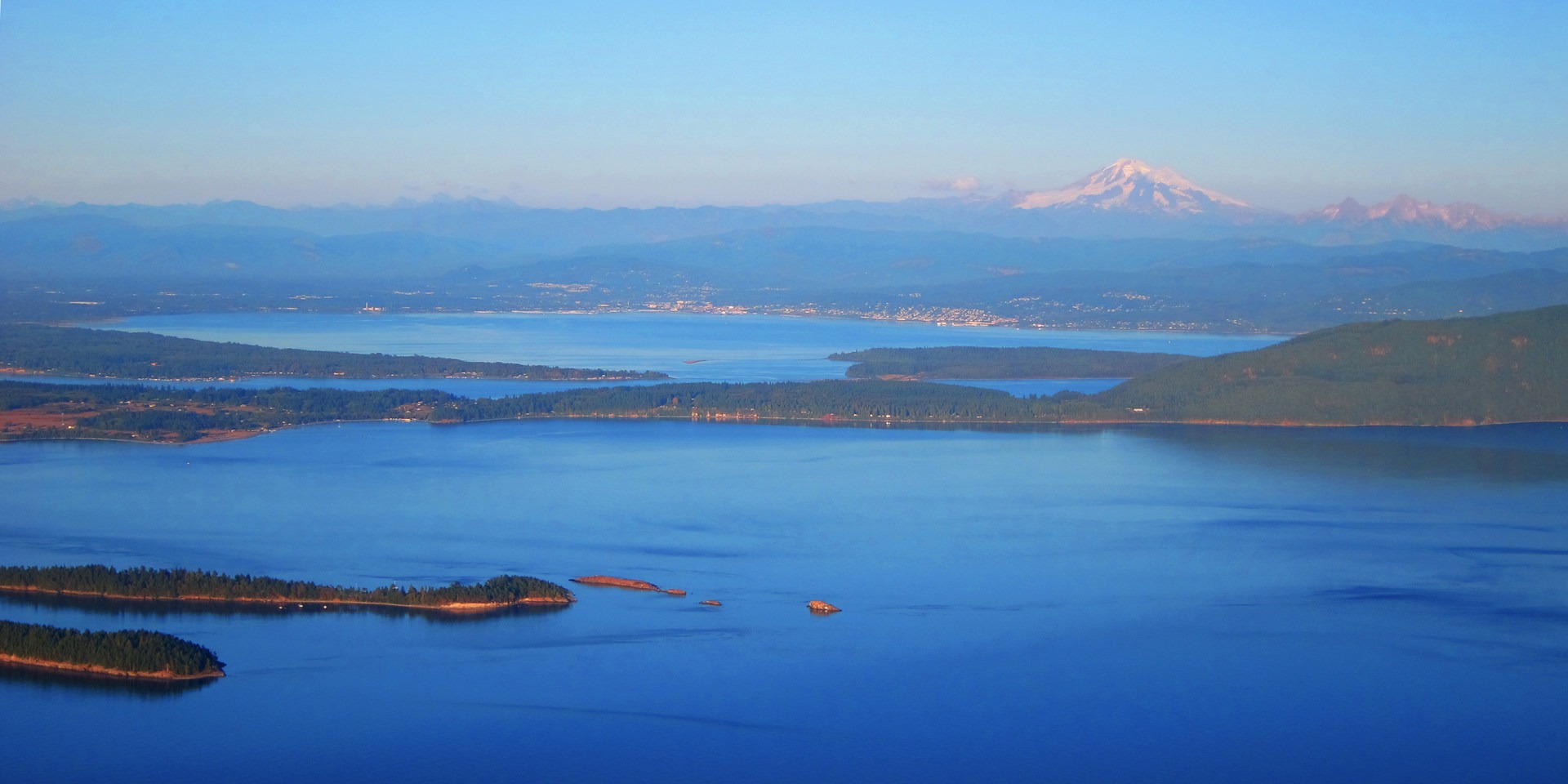 The view from the summit of Mount Constitution.