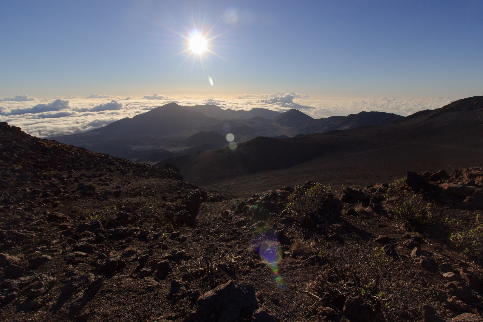 Sliding Sands Trail: Haleakalā Visitor Center to Erosional Valley Floor ...