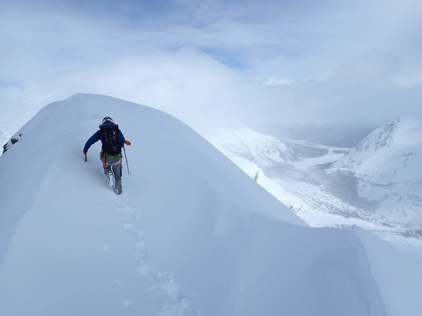 Ski Mountaineering with the Petzl Altitude. Lightweight and Straightforward.