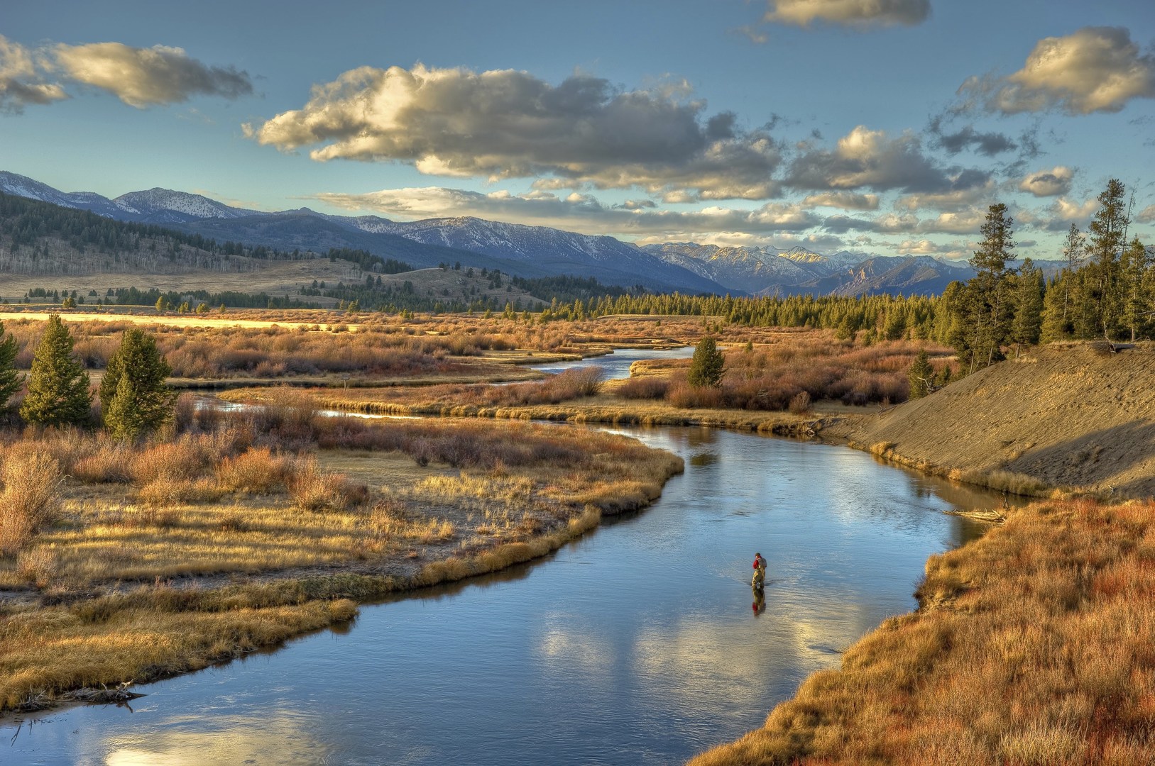 5 Reasons to Visit West Yellowstone, Montana this Fall | Outdoor Project